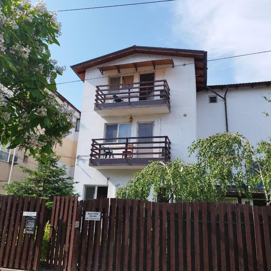 Buget Apartment *
